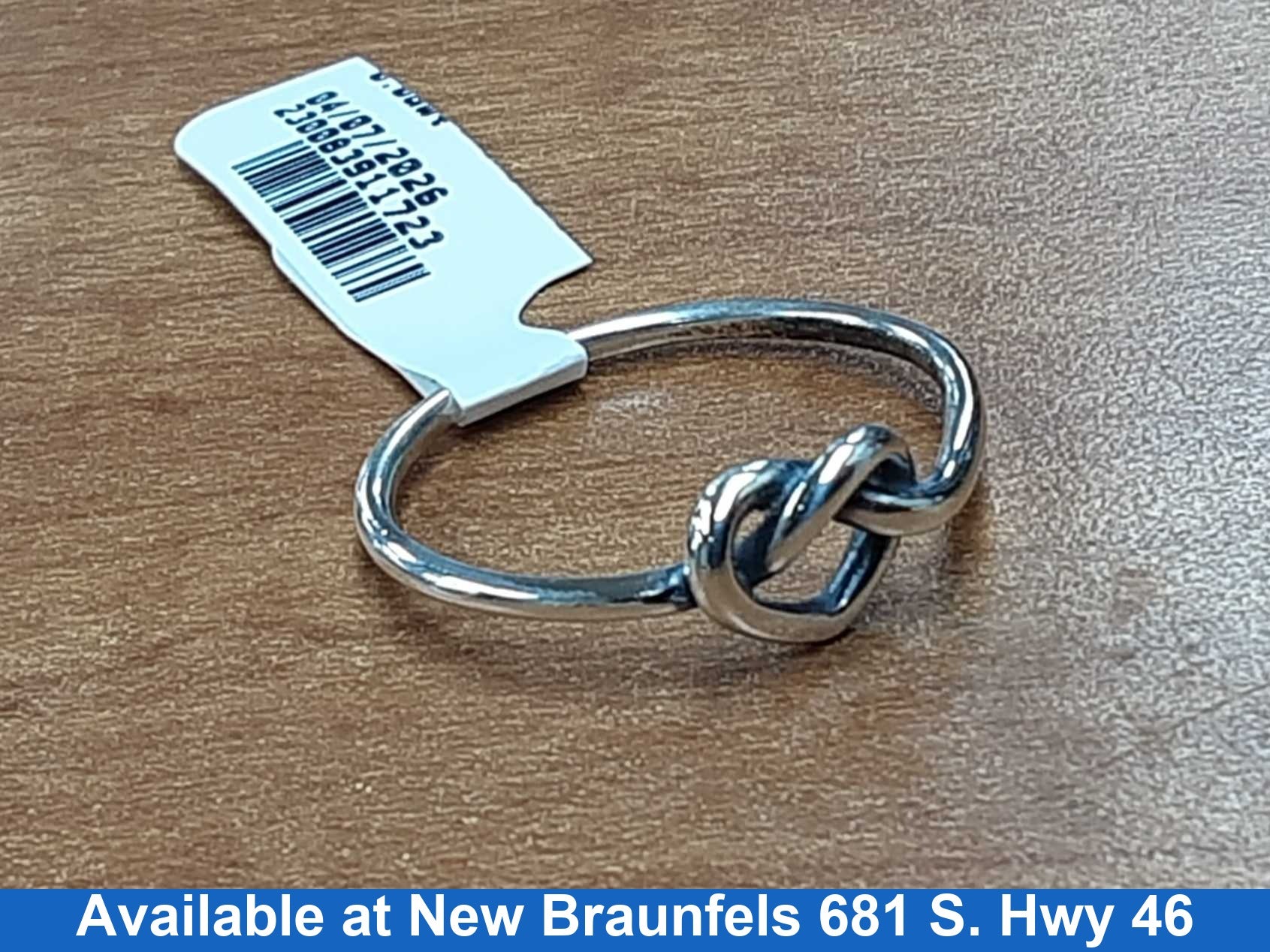 Women's Ring - Silver 1.5 grams Size 9
